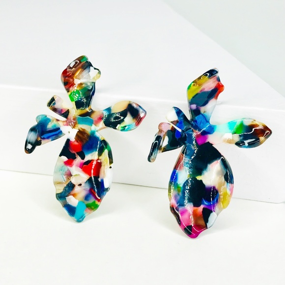 RESTOCKED Lily Stud Earring in Multicolor - Picture 6 of 8